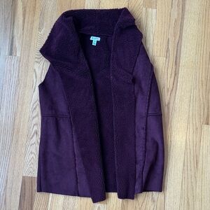 Women's Birgundy Open-Front Vest